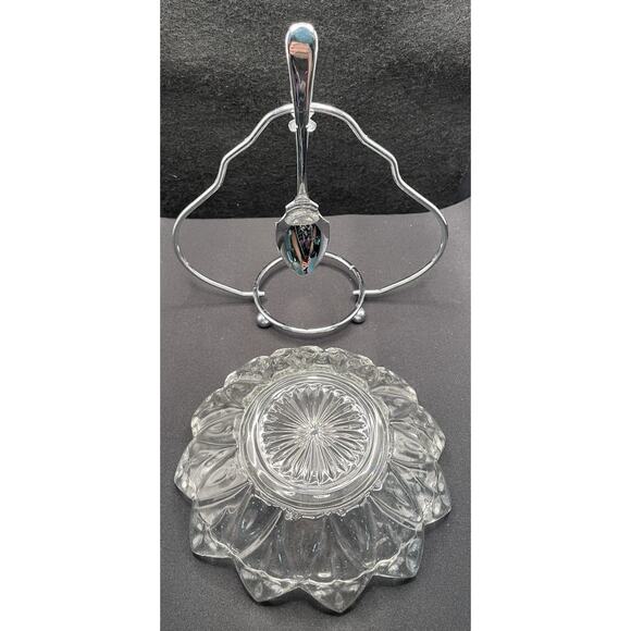 Vintage Sheffield Made in England Relish Dish. Spoon Marked. Excellent Condition - Picture 4 of 4